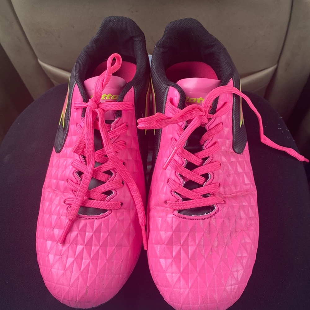 Lacrosse cleets